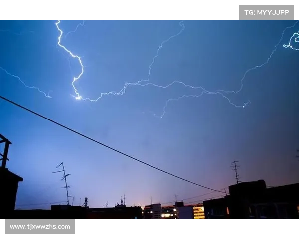 雷电的启示:从自然现象看人类与自然的相互关系与深刻反思 雷电的启示:从自然现象看人类与自然的相互关系与深刻反思
